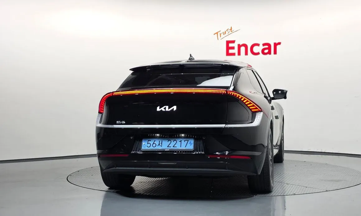 Kia EV6 — фото 5