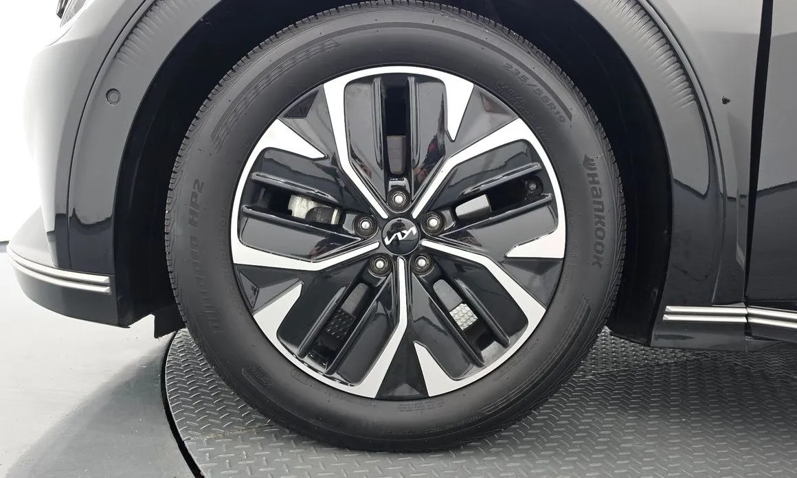 Kia EV6 — фото 7