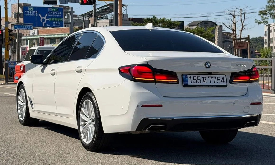 BMW 5-Series — фото 4