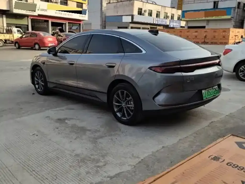 BYD Qin L — фото 4