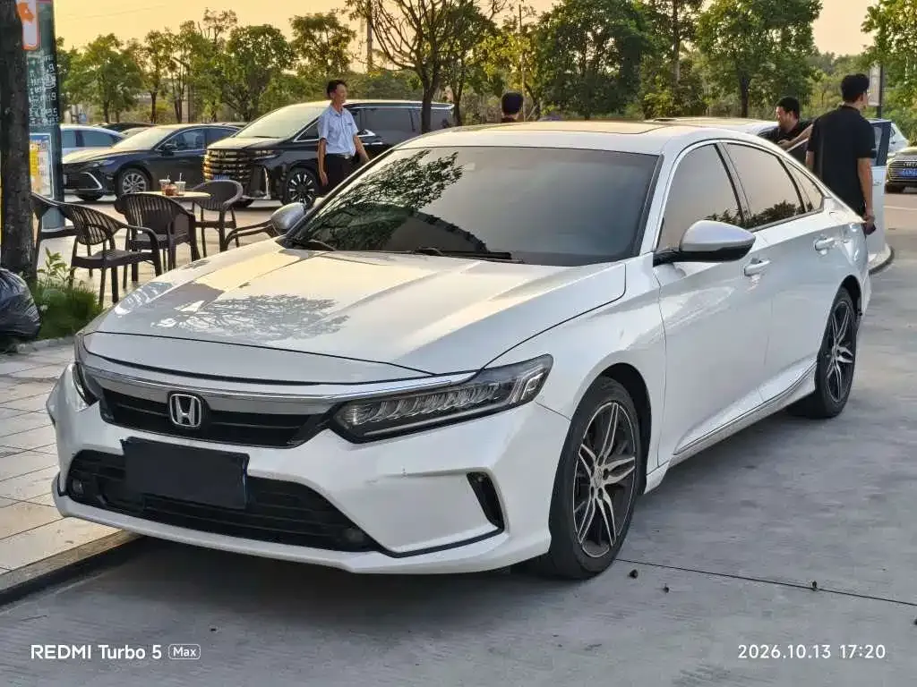 Honda Inspire — фото 1