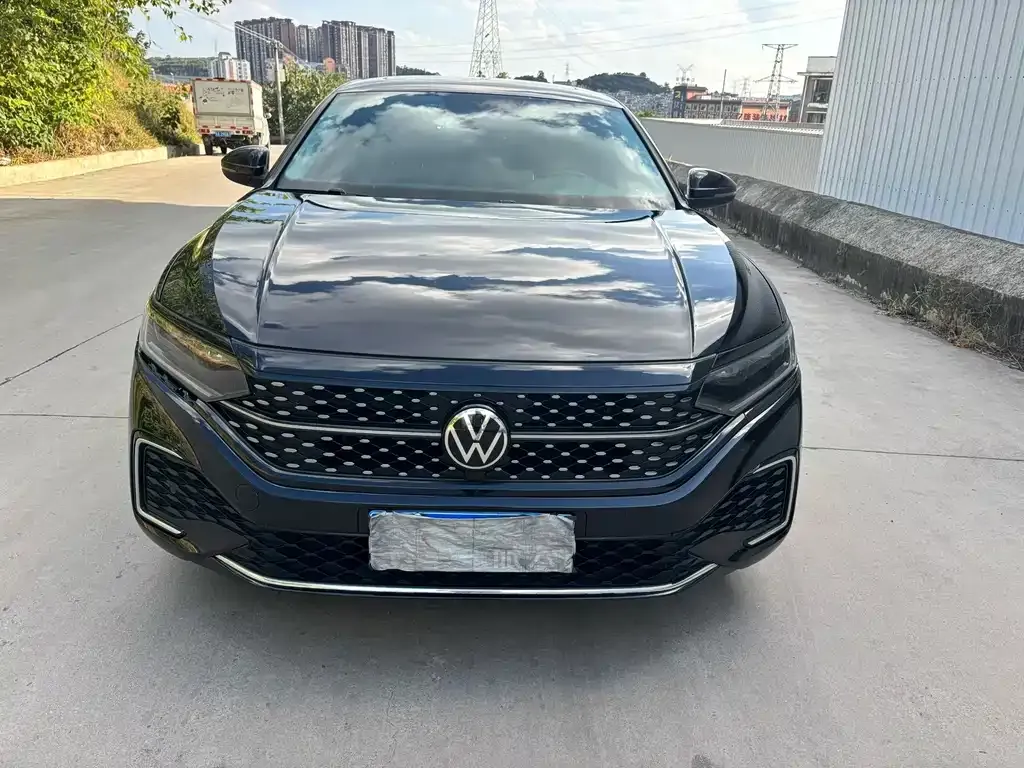Volkswagen Passat — фото 5