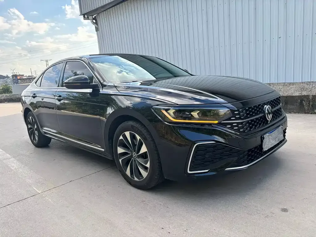 Volkswagen Passat — фото 3