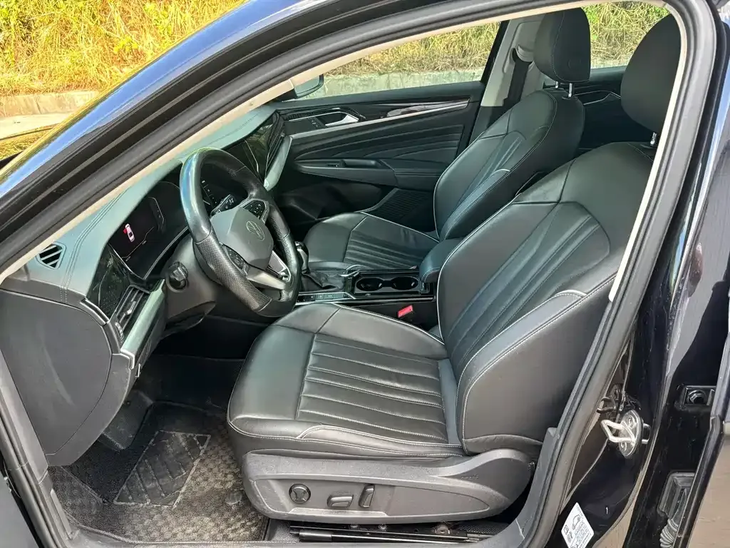 Volkswagen Passat — фото 6