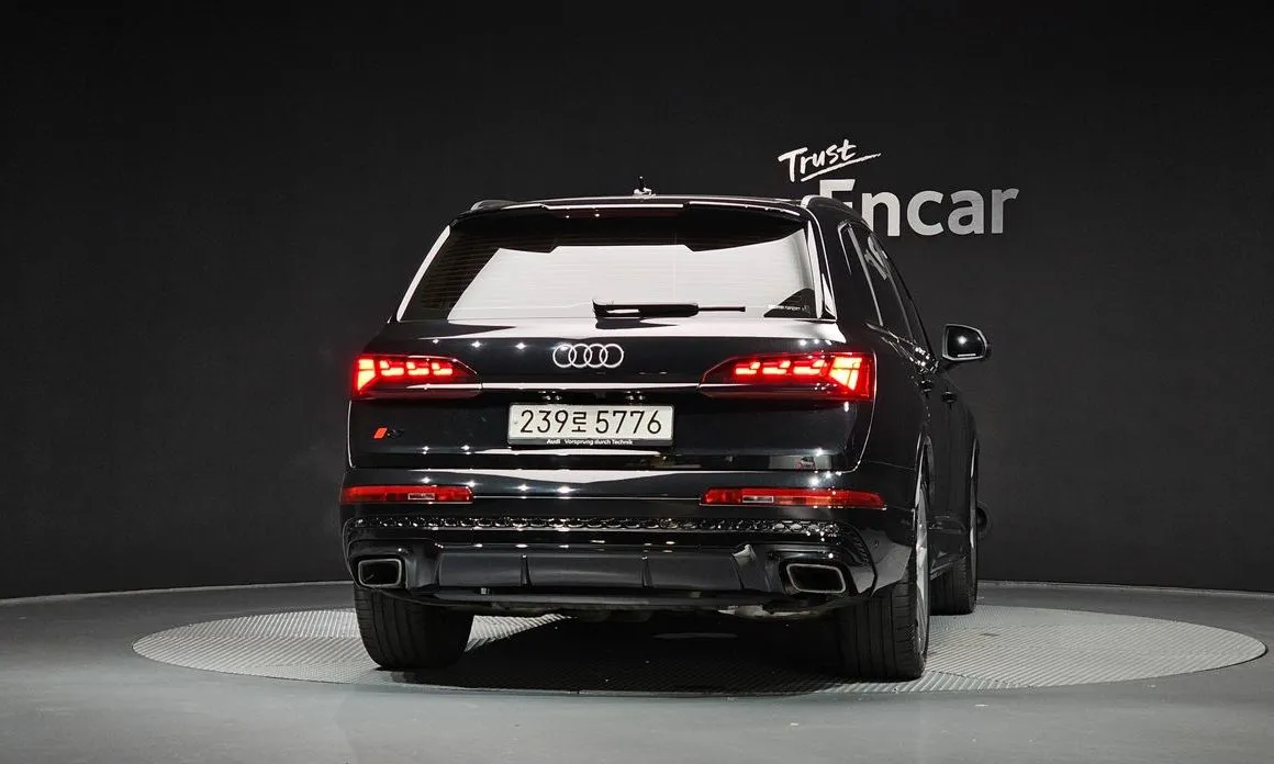 Audi Q7 — фото 3