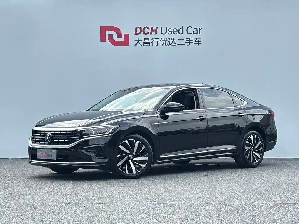 Volkswagen Passat — фото 1