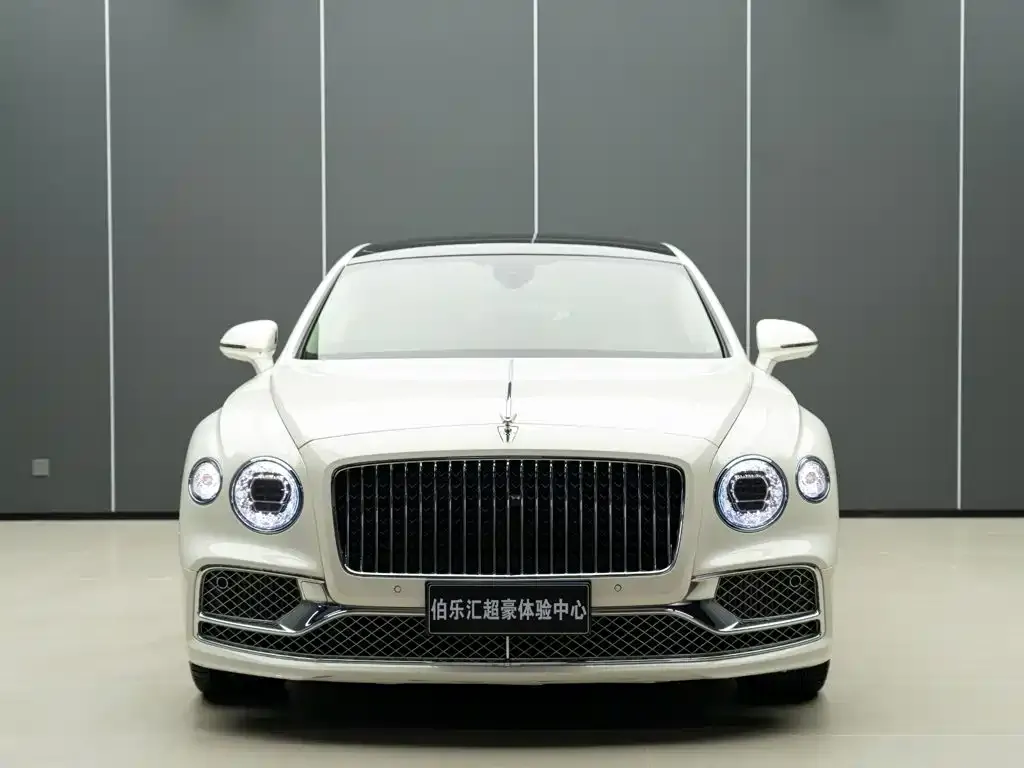 Bentley Flying Spur — фото 2