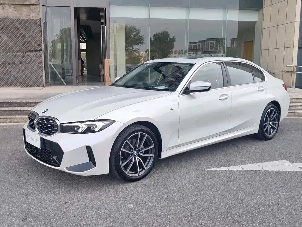 BMW 3 Series — фото 1