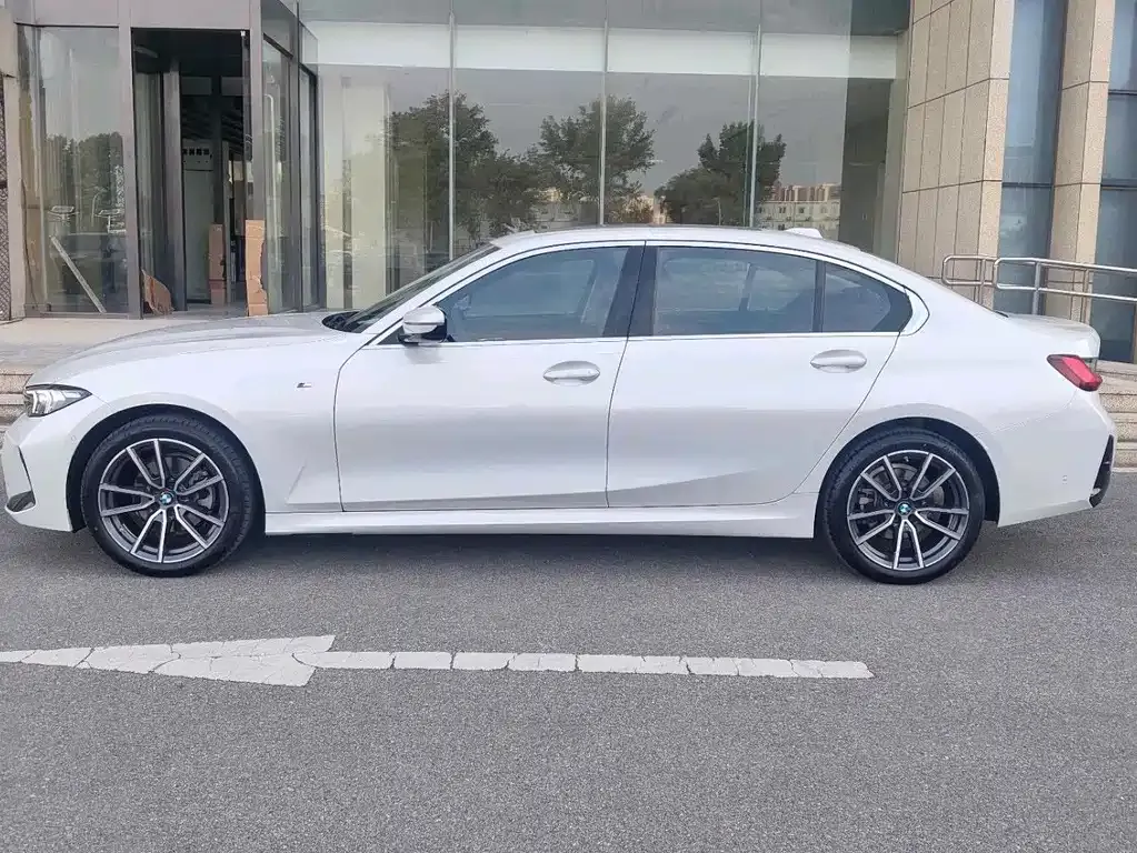 BMW 3 Series — фото 10