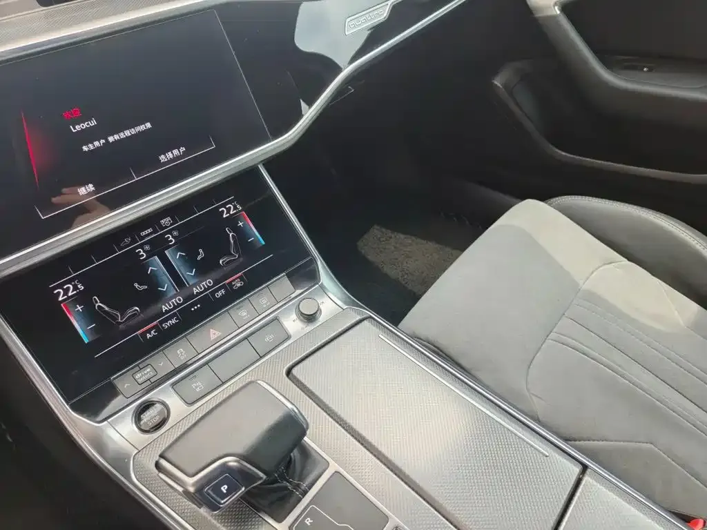 Audi A6L New Energy — фото 10