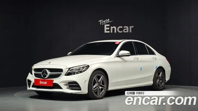 Mercedes-Benz C-Class — фото 1