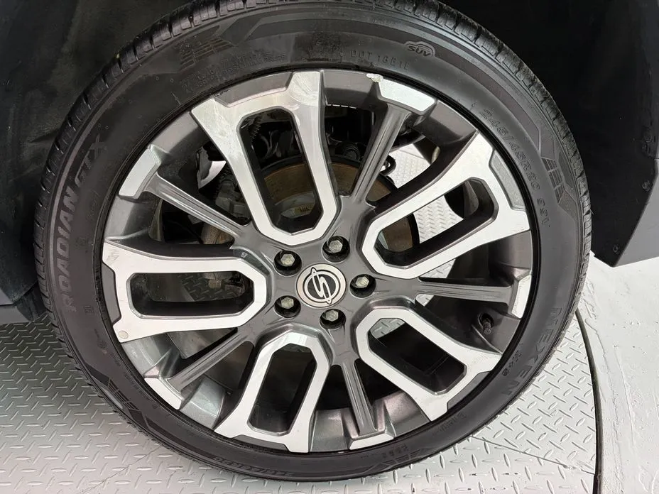 KG Mobility (Ssangyong) Torres — фото 10