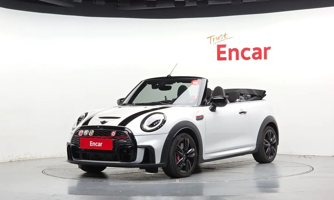 Mini Cooper Convertible — фото 1