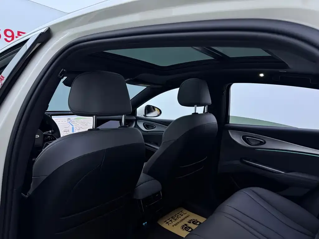 BYD Seal 07 DM-i — фото 2