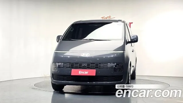 Hyundai Staria — фото 2