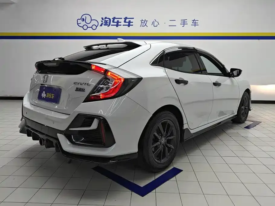 Honda Civic — фото 9