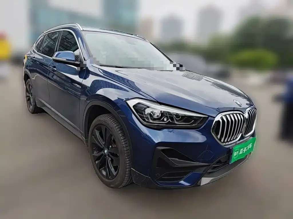 BMW X1 — фото 10