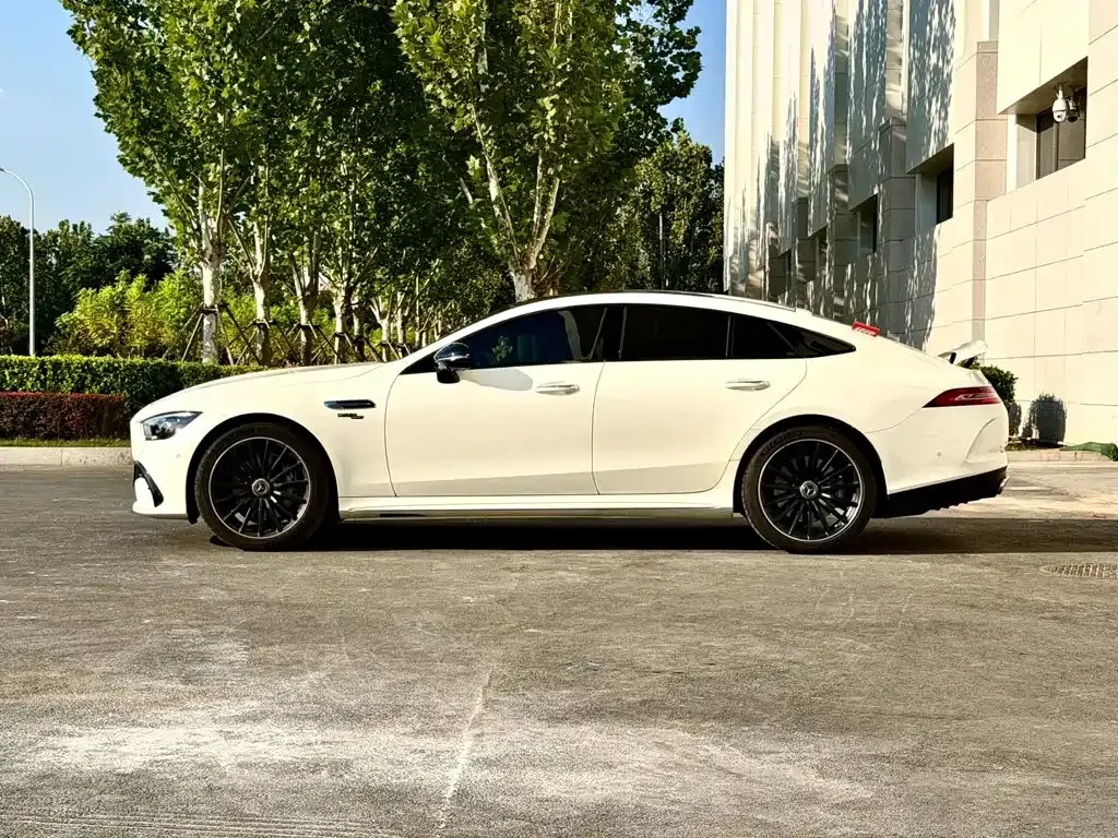 Mercedes-Benz AMG GT — фото 10