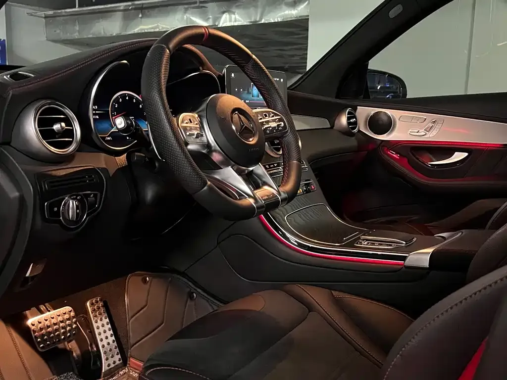 Mercedes-Benz GLC AMG — фото 2