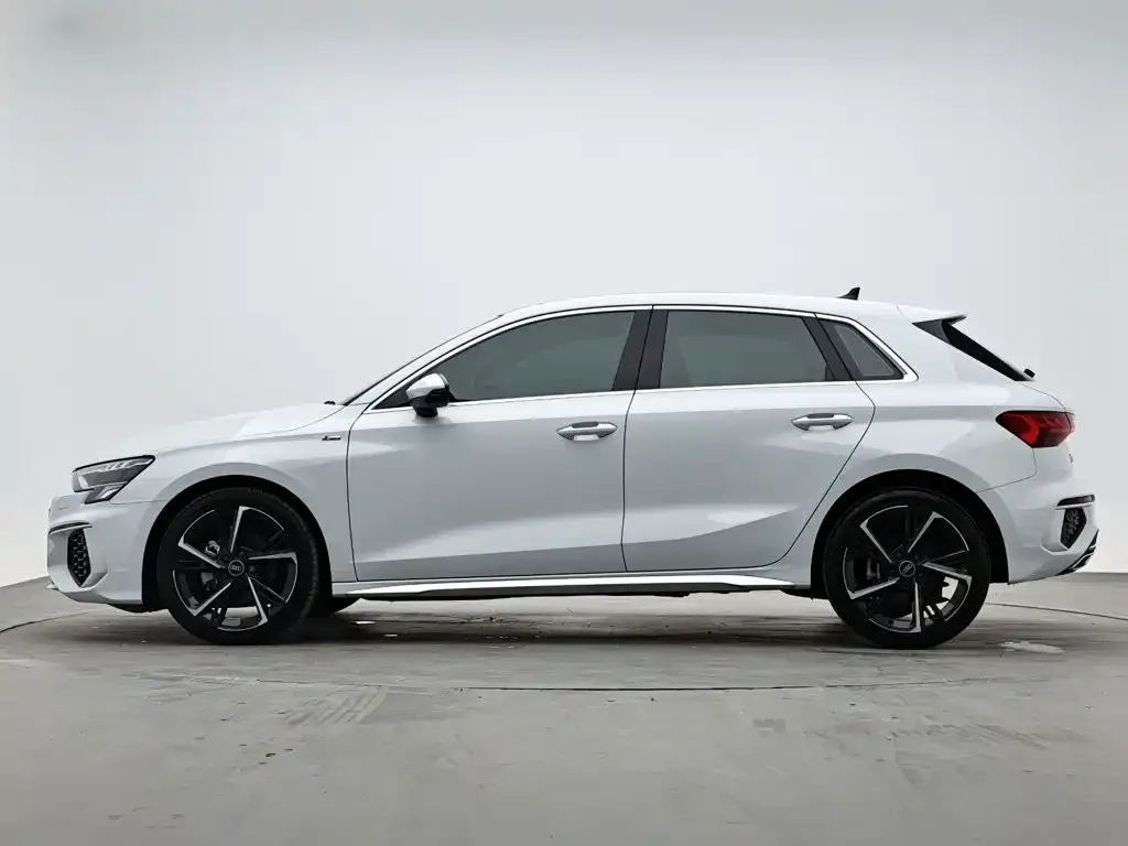 Audi A3 — фото 8