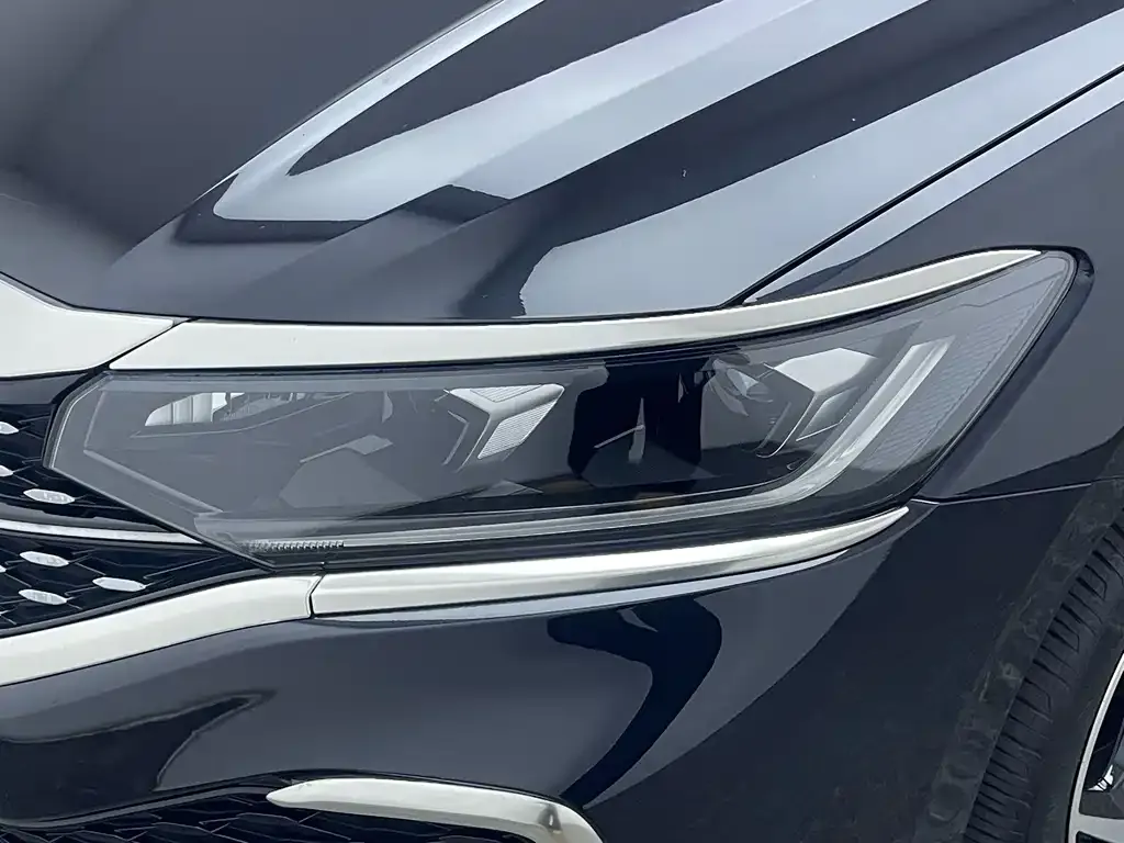 Volkswagen Passat — фото 4