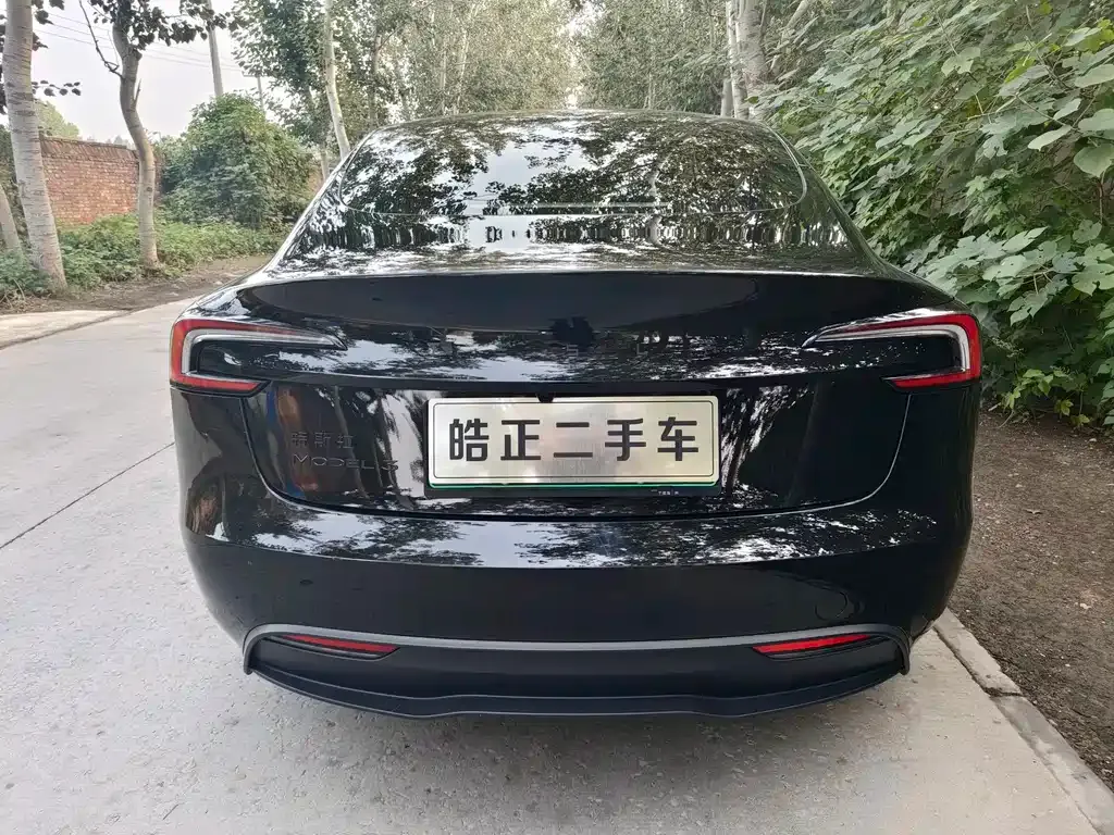 Tesla Model 3 — фото 6