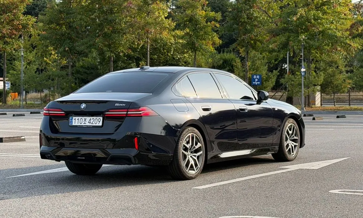 BMW 5-Series — фото 4
