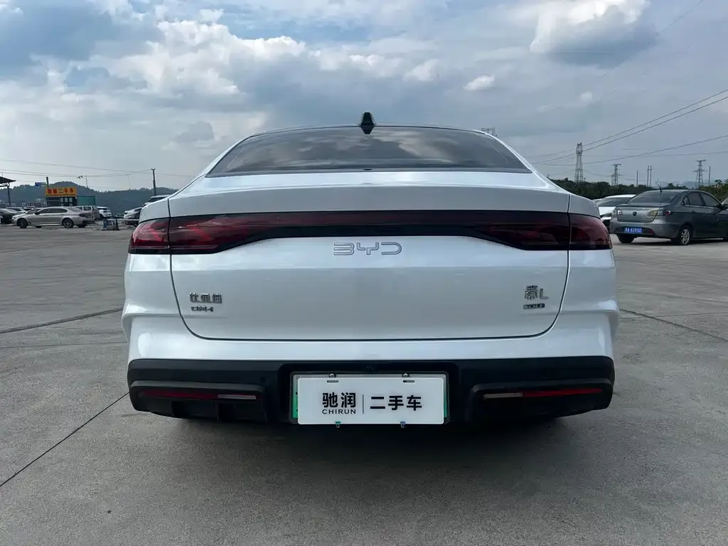 BYD Qin L — фото 7