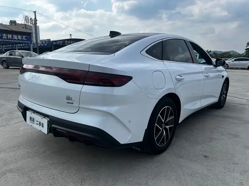 BYD Qin L — фото 4