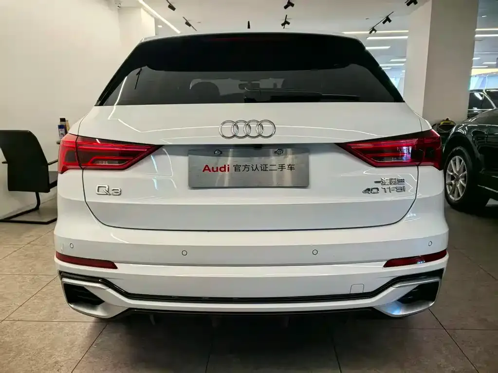 Audi Q3 — фото 3