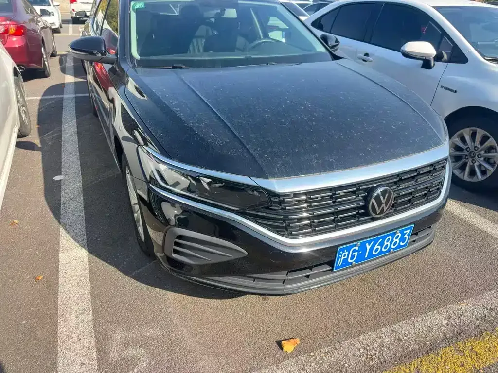 Volkswagen Passat — фото 7