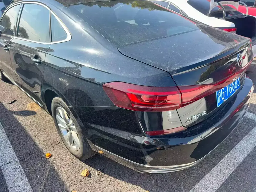 Volkswagen Passat — фото 6