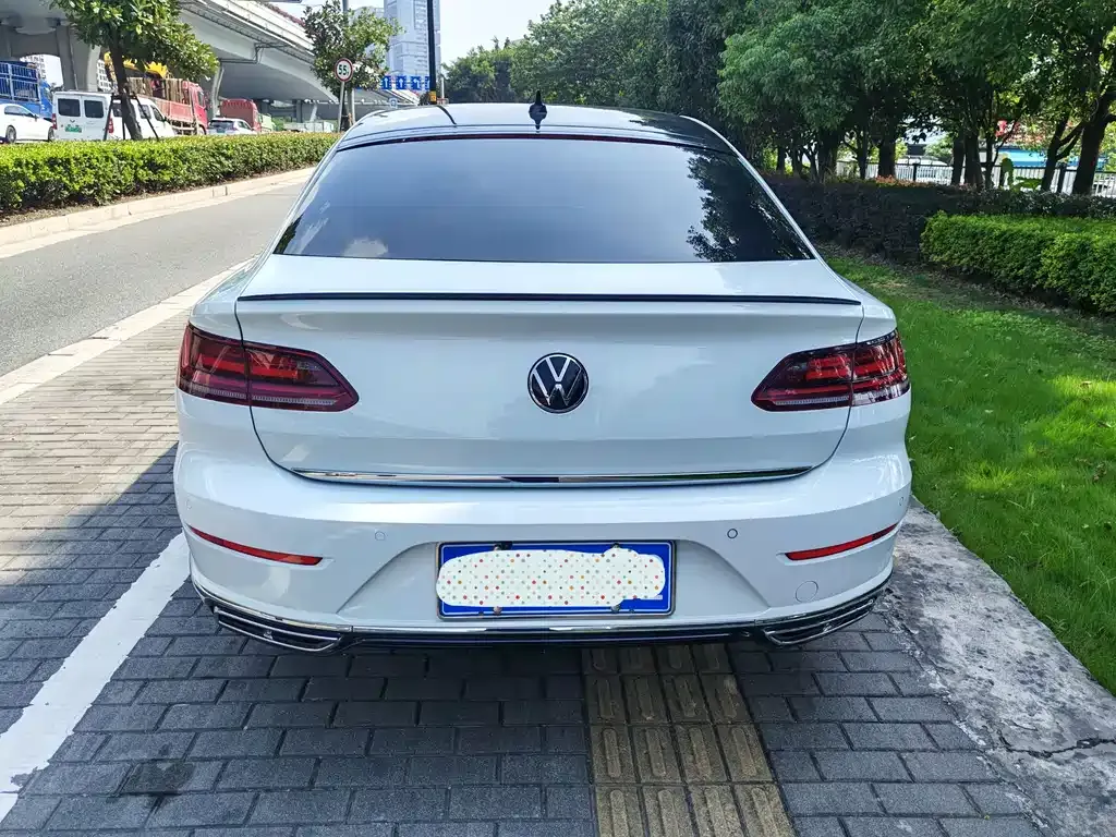 Volkswagen CC — фото 3