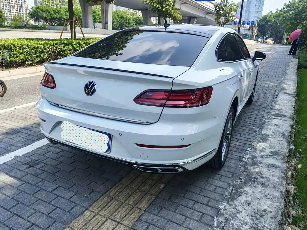 Volkswagen CC — фото 4