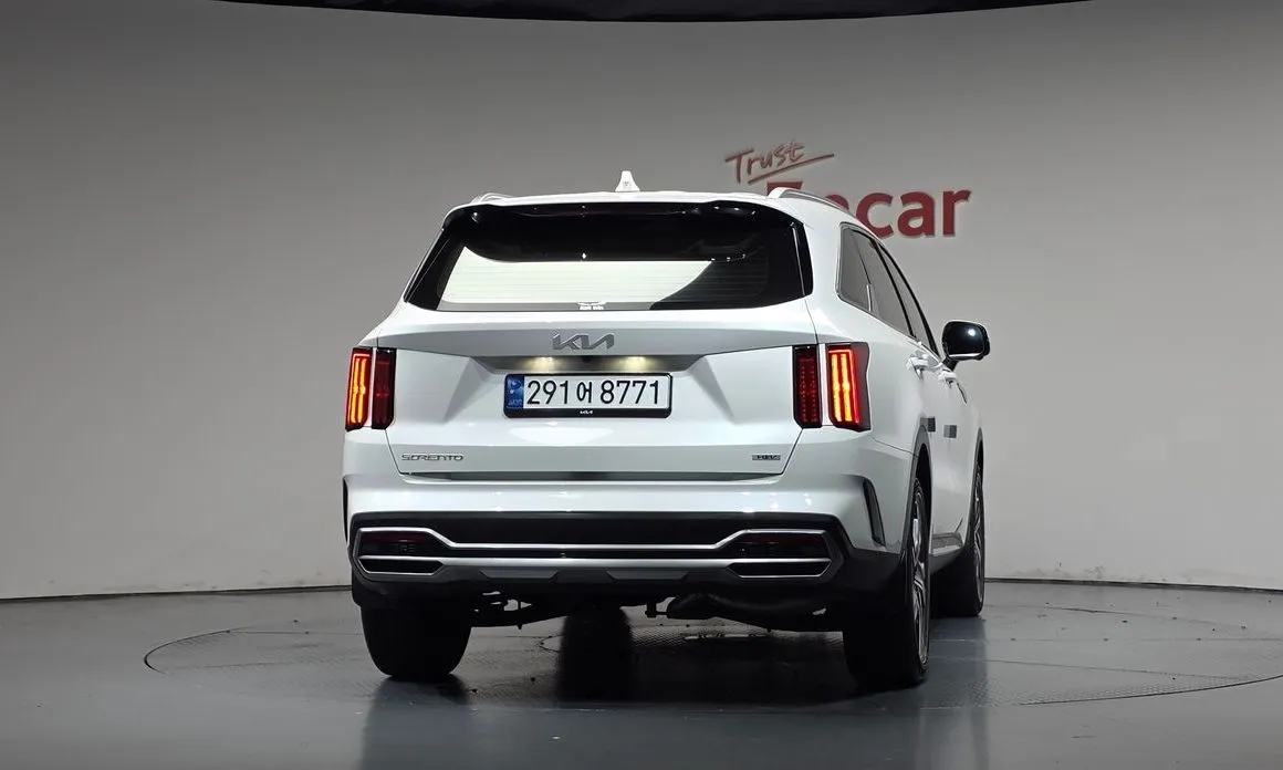 Kia Sorento — фото 5
