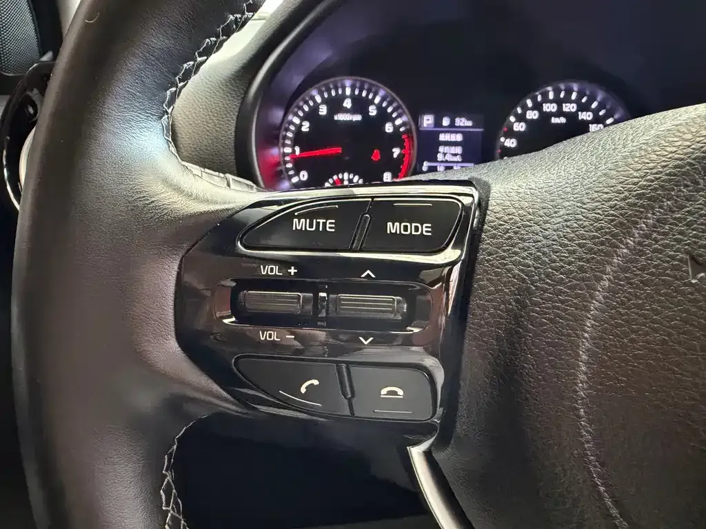 Kia KX1 — фото 9