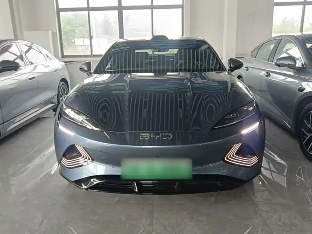 BYD Seal — фото 4
