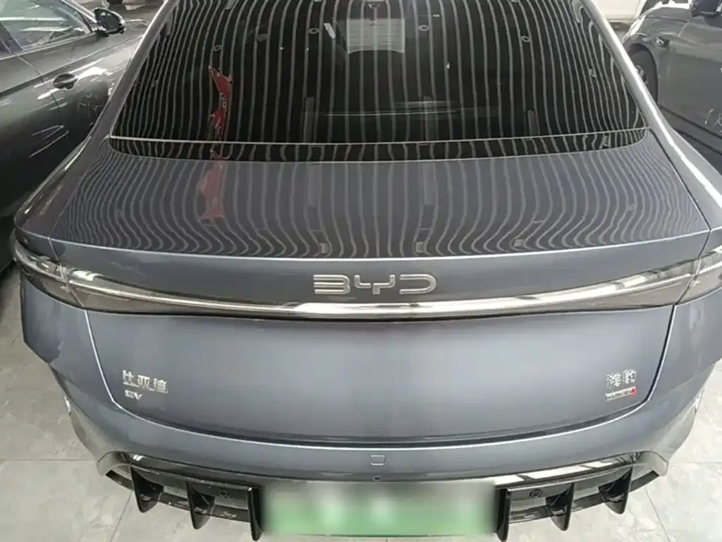 BYD Seal — фото 5