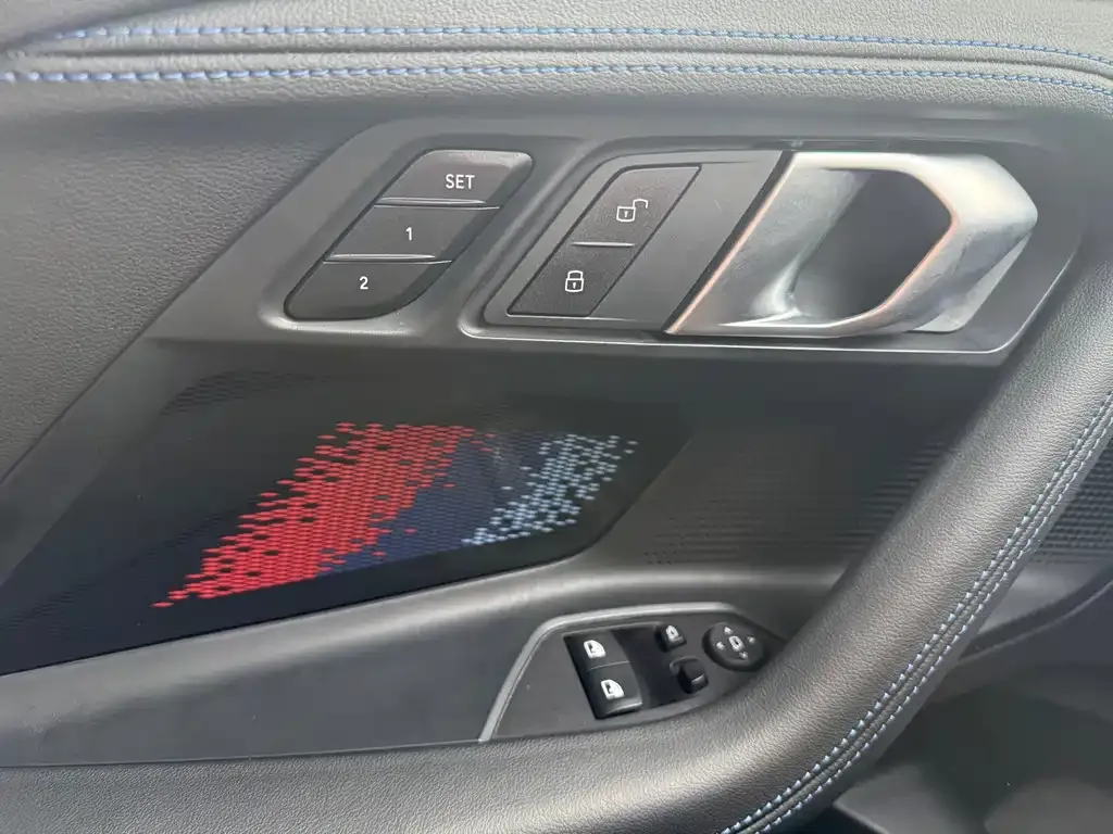 BMW M240i — фото 4