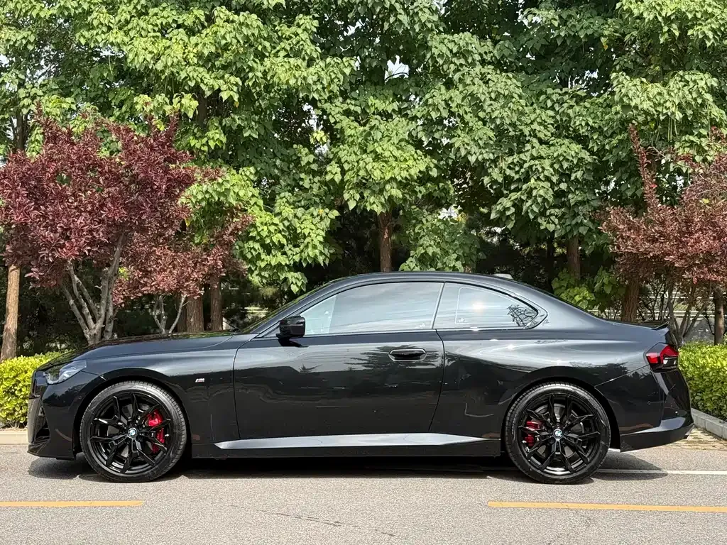 BMW M240i — фото 9