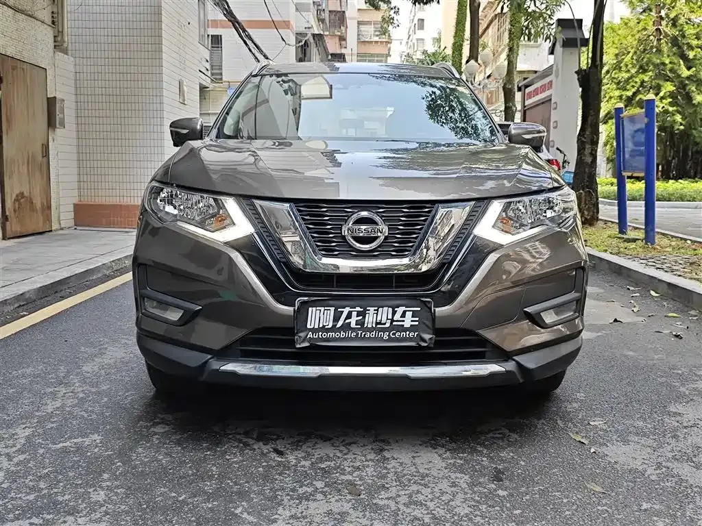 Nissan X-Trail — фото 8