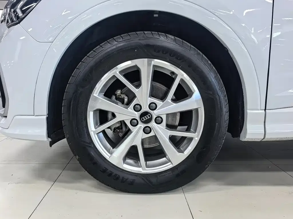 Audi Q3 Sportback — фото 6