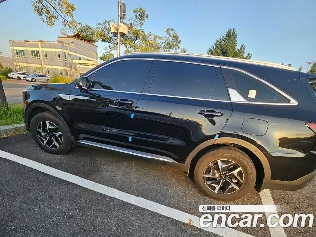 Kia Sorento — фото 9