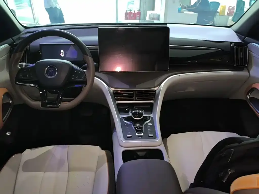 BYD Pro New Energy — фото 4