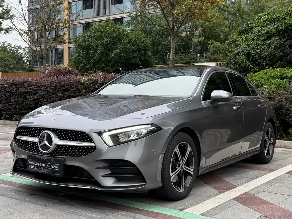 Mercedes-Benz A-Class — фото 1