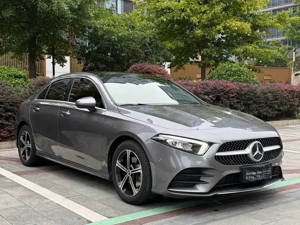 Mercedes-Benz A-Class — фото 10