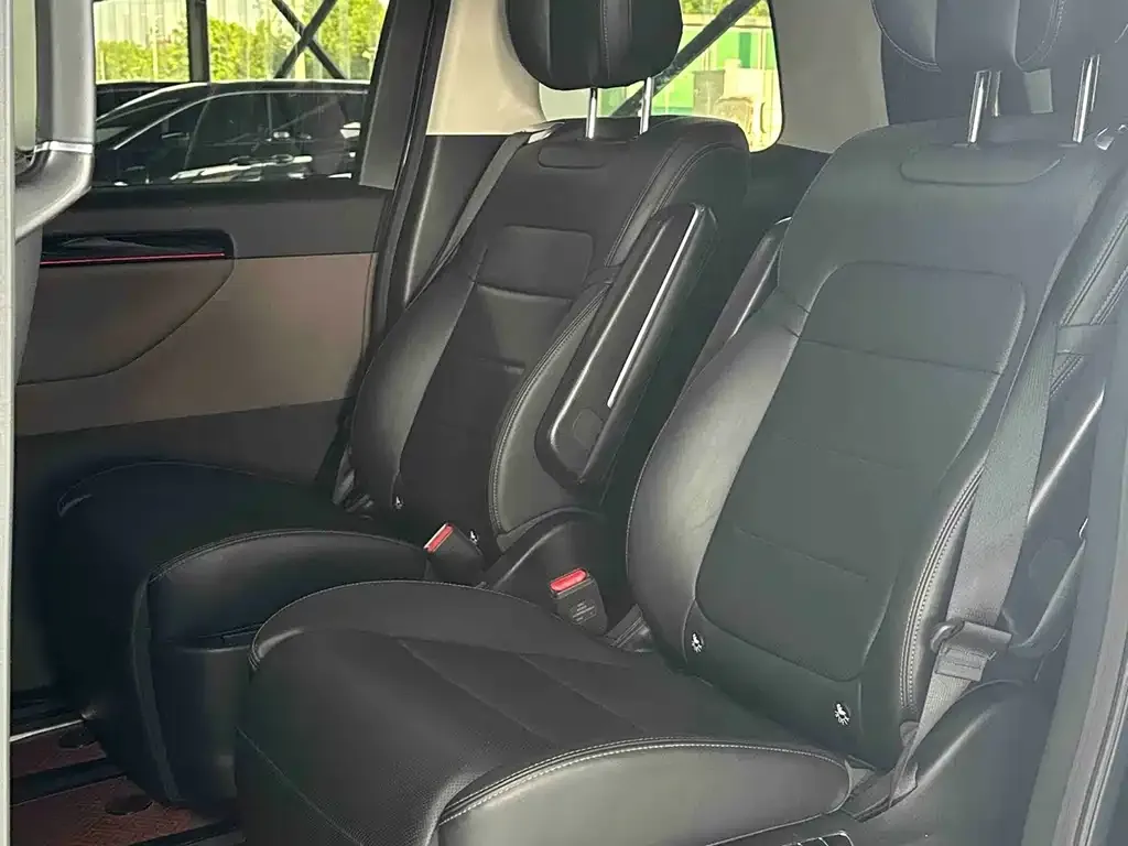 GAC Motor Trumpchi E8 — фото 5