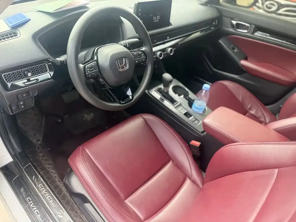 Honda Civic — фото 9
