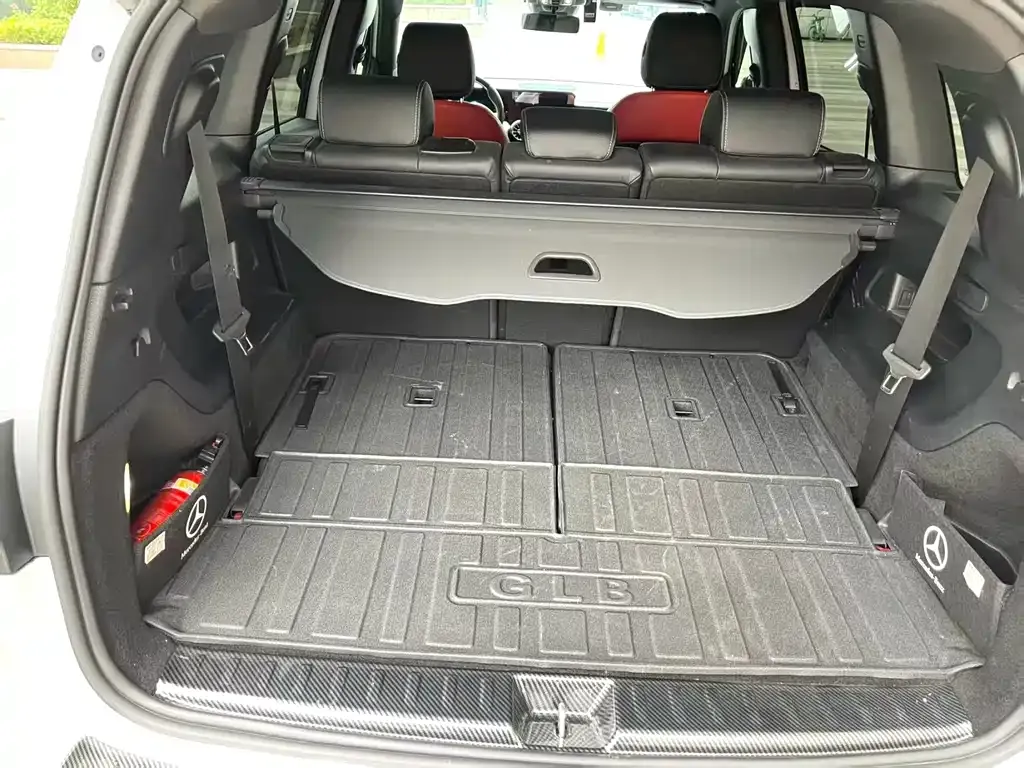 Mercedes-Benz GLB AMG — фото 2