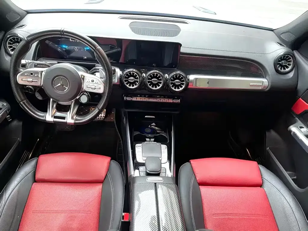 Mercedes-Benz GLB AMG — фото 8